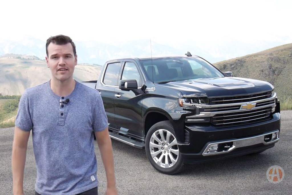 Video | 2019 Chevrolet Silverado: 9 New or Improved Features featured image large thumb1