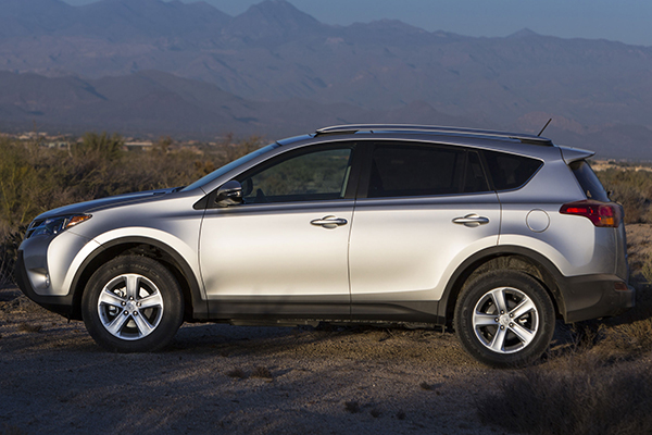 Best Used Suvs Under 20 000 For 2018 Autotrader Best Used Suvs Under 20 000 For 2018 Featured Image Large Thumb6